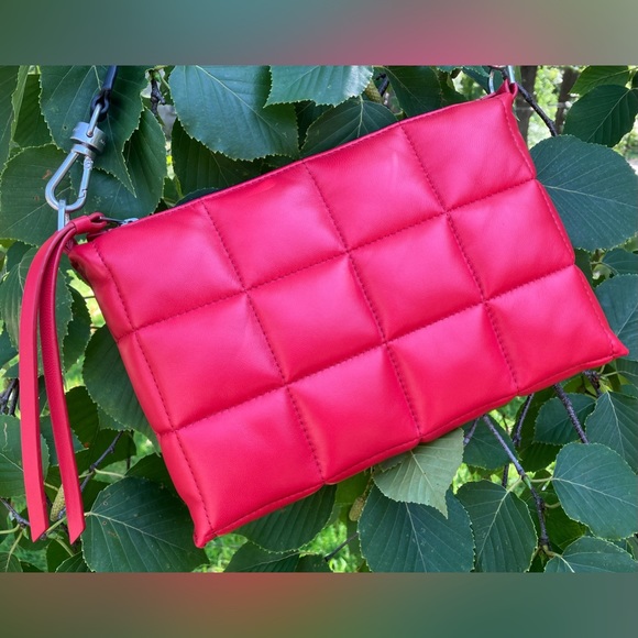 ALLSAINTS
Leather Eve Quilted Cross-Body Bag - Red - Picture 8 of 9